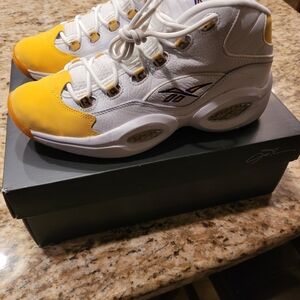 Reebok Question Mid Basketball Shoes Size 11 Men Color White/Yellow